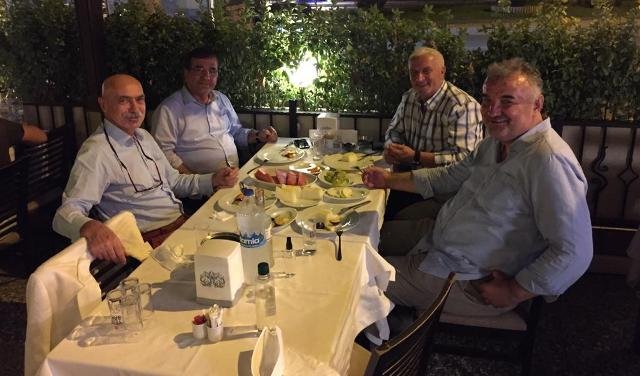 SEDAT YALCIN ARiF DEMiROREN ORHAN EFE ALi KUCUKSARI YIL ONCESiNiN iL BASKANLARI DiYALOGU SEDAT YALCIN ARiF DEMiROREN ORHAN EFE ALi KUCUKSARI YIL ONCESiNiN iL BASKANLARI DiYALOGU