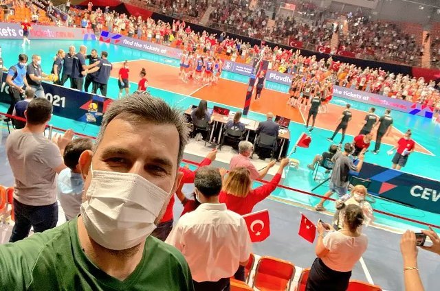 TURKiYE CEKYA KADIN MiLLi VOLEYBOL MACI VE DR MUSTAFA ESGiN TURKiYE CEKYA KADIN MiLLi VOLEYBOL MACI VE DR MUSTAFA ESGiN