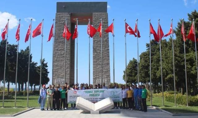 BURSALI GENC CANAKKALE GEZISI IHSANDER BASKANI ERCAN DURAK BURSALI GENC CANAKKALE GEZISI IHSANDER BASKANI ERCAN DURAK