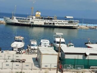 GUZELYALI YAT LIMANINDAKI OTANTIK OTEL GEMI KAPALI BOLUMLERI SOKULDU