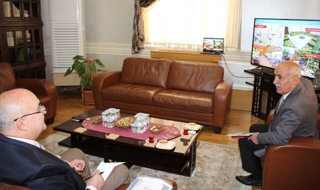 SECiMLERDE PROJE VAAT ETTi U BiTTi YENiSEHiR BELEDiYE BASKANI DAVUT AYDIN