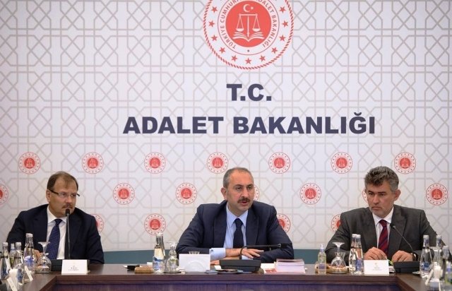 iNSAN HAKLARI TOPLANTISI HAKAN CAVUSOGLU ABDULHAMiT GUL METiN FEYZiOGLU iNSAN HAKLARI TOPLANTISI HAKAN CAVUSOGLU ABDULHAMiT GUL METiN FEYZiOGLU