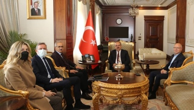VALi BURSA VALiSi YAKUP CANBOLAT KARAYOLLARI GENEL MUDURU ABDULKADiR URALOGLU DAVUT GURKAN iBRAHiM BURKAY VALi BURSA VALiSi YAKUP CANBOLAT KARAYOLLARI GENEL MUDURU ABDULKADiR URALOGLU DAVUT GURKAN iBRAHiM BURKAY