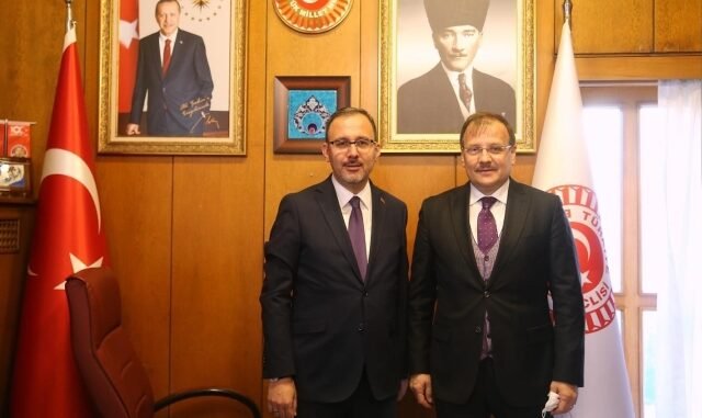 GENCLiK VE SPOR BAKANI DR MEHMET MUHARREM KASAPOGLU iLE HAKAN CAVUSOGLU GENCLiK VE SPOR BAKANI DR MEHMET MUHARREM KASAPOGLU iLE HAKAN CAVUSOGLU
