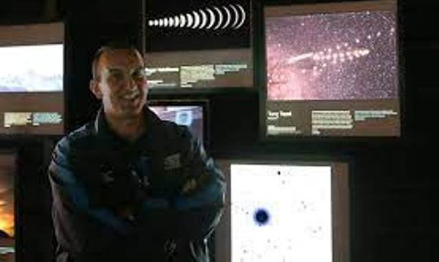BURSALI ASTRONOMi FOTOGRAFCISI TUNC TEZEL BURSALI ASTRONOMi FOTOGRAFCISI TUNC TEZEL