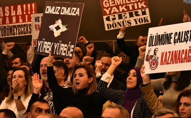 TURK METAL GEMLIK SUBE KONGRESI GREV KARARI TURK METAL GEMLIK SUBE KONGRESI GREV KARARI