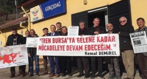 KEMAL DEMiREL BU FOTOGRAF TAM YIL ONCE OCAK GUNU CEKiLDi KEMAL DEMiREL BU FOTOGRAF TAM YIL ONCE OCAK GUNU CEKiLDi