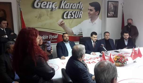 KONGRE SONRASI DP ESKiLERE GERi DONUN CAGRISI