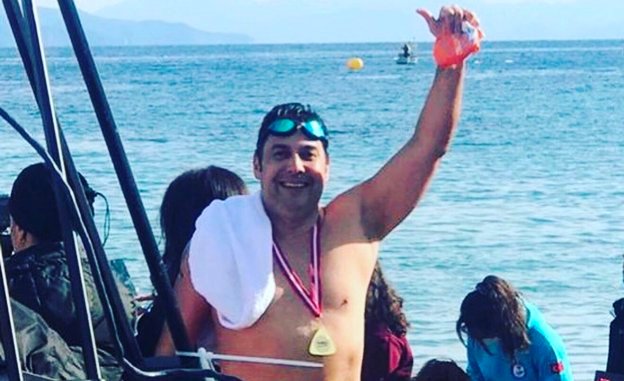 CEM KURSAD HASANOGLU DATCA KIS YUZME YARISI CEM KURSAD HASANOGLU DATCA KIS YUZME YARISI