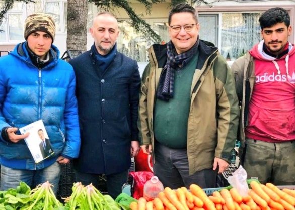 DEVA PARTISI IL BASKANI SERKAN OZGOZ INEGOL PAZARYERI DEVA PARTISI IL BASKANI SERKAN OZGOZ INEGOL PAZARYERI