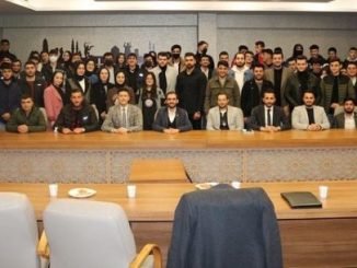 AK PARTI IL GENCLIK KOLLARI YENI SECMEN BIRIMI TOPLANTISI