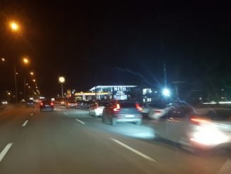 ZAM ONCESI AKARYAKIT KUYRUGU