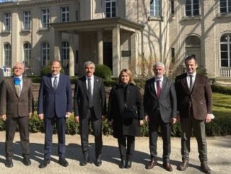YAZI iCiN WANNSEE KONFERANS EVi TARiHCi ELKE STEGEN SUNUMU HAKAN CAVUSOGLU ALMANYA iSLAMOFOBi IRKCILIK NAZi