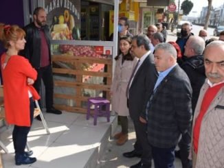 CHP IL BASKANI ISMET KARACA VE GECIT ESNAFI ZIYARETI