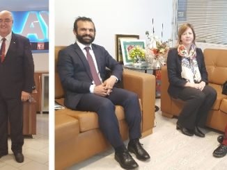 iNGiLTERE BUYUKELCiLiGi SiYASi MUSTESARI MEL LAWRANCE