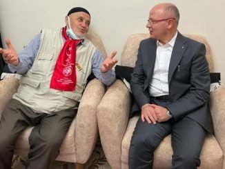 SEHiT VE GAZi AiLELERi EVLERiNE ZiYARET AK PARTi iL BASKANI DAVUT GURKAN