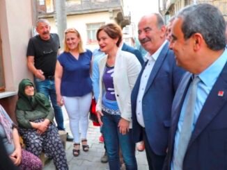 CHP iSTANBUL iL BASKANI KABUL EDiLEN CANAN KAFTANCIOGLUNA TiRiLYE SOKAKLARINDA KADINLAR iLGi GOSTERDi