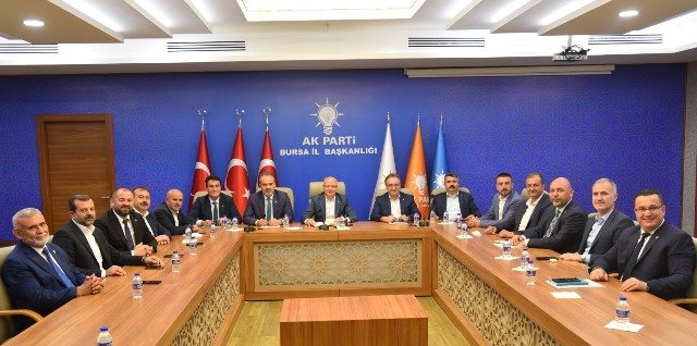 AK PARTi BELEDiYE BASKANLARI TOPLANTISI