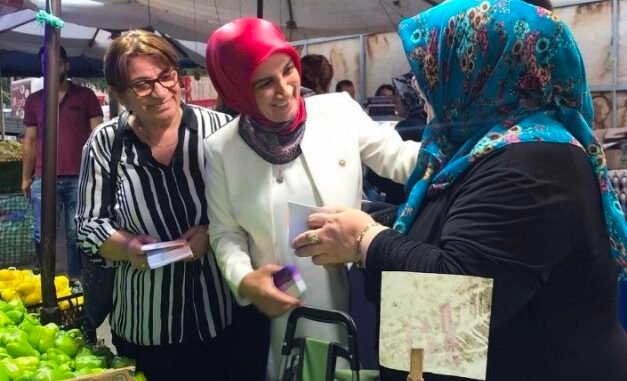 AK PARTi BURSA MiLLETVEKiLi ViLDAN YILMAZ GUREL OSMANGAZiDE PAZARDA AK PARTi BURSA MiLLETVEKiLi ViLDAN YILMAZ GUREL OSMANGAZiDE PAZARDA