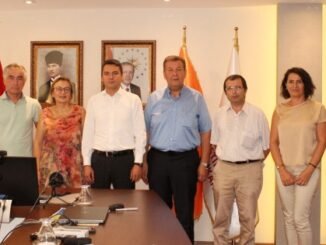 iMO BASKANI ULKU MERCAN KUCUKKAYALAR VE YONETiMi KARAYOLLARI BOLGE MUDURU UMUT AKYAZI ZiYARETi