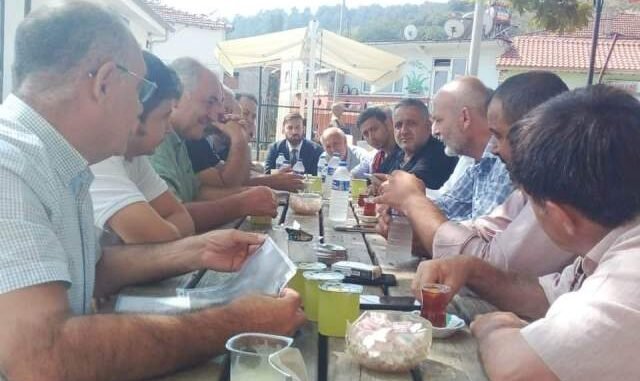 AK PARTi BURSA MiLLETVEKiLi ZAFER ISIK MUDANYA KOYLERiNDE DOLU HASARI iNCELEMESi AK PARTi BURSA MiLLETVEKiLi ZAFER ISIK MUDANYA KOYLERiNDE DOLU HASARI iNCELEMESi