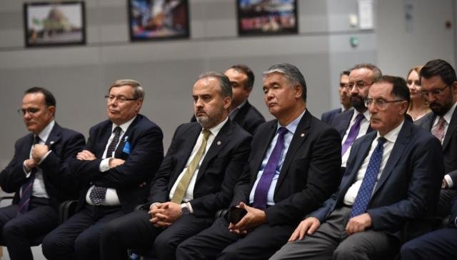 BRUKSELDE BURSA RUZGARI ESTi AVRUPA KULTUR BASKENTi ADAYLIGI ZiYARETLERi VE GORUSMELERi BRUKSELDE BURSA RUZGARI ESTi AVRUPA KULTUR BASKENTi ADAYLIGI ZiYARETLERi VE GORUSMELERi