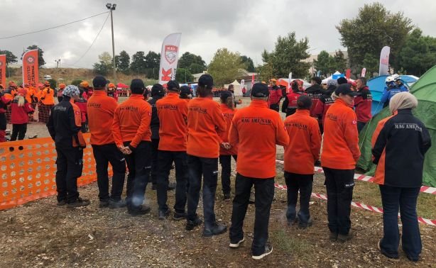 NILUFERDE MAHALLE DEPREM VE AFET ISBIRLIGI BARIS YIL ALTINSEHIR NILUFERDE MAHALLE DEPREM VE AFET ISBIRLIGI BARIS YIL ALTINSEHIR