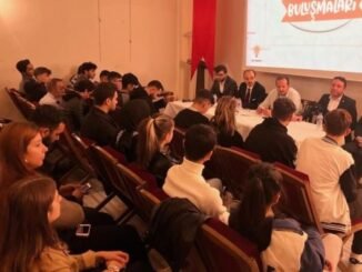 AK PARTi OSMANGAZi MiLLETVEKiLLERi REFiK OZEN VE ATiLLA ODUNC GENCLERLE BULUSTU