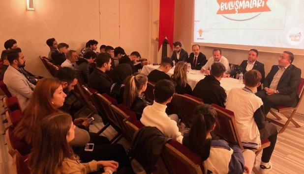 AK PARTi OSMANGAZi MiLLETVEKiLLERi REFiK OZEN VE ATiLLA ODUNC GENCLERLE BULUSTU AK PARTi OSMANGAZi MiLLETVEKiLLERi REFiK OZEN VE ATiLLA ODUNC GENCLERLE BULUSTU