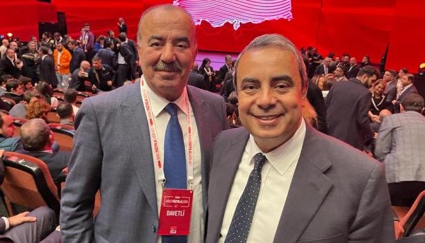 CHP IL BASKANI ISMET KARACA VE MUDANYA BELEDIYE BASKANI HAYRI TURKYILMAZ CHP IL BASKANI ISMET KARACA VE MUDANYA BELEDIYE BASKANI HAYRI TURKYILMAZ