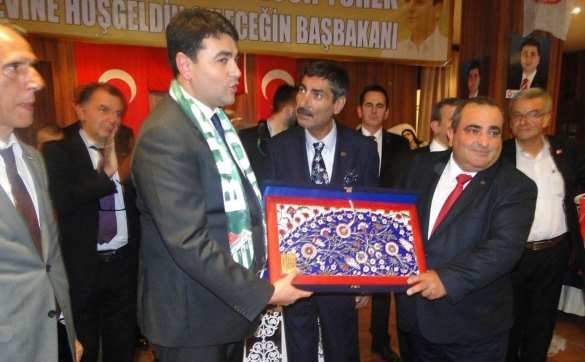 ALi BiLiZDEN KILICDAROGLUNA DESTEK CHP GEMLiK iLCE BASKANI SUKRU AKSU TEPKi ALi BiLiZDEN KILICDAROGLUNA DESTEK CHP GEMLiK iLCE BASKANI SUKRU AKSU TEPKi