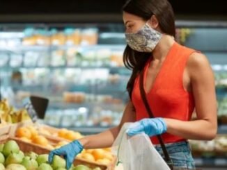 MARKETLERDE TEK TEK SECiLiP ELLENEN TARIM URUNLERi