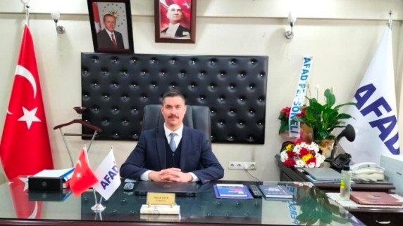 USAK AFAD iL MUDURU BURAK EDiN USAK AFAD iL MUDURU BURAK EDiN