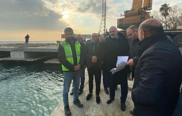 AK PARTI BURSA MILLETVEKILI ZAFER ISIK VE GEMLIK KARACAALI BALIKCI ISKELESI INCELEMELERI