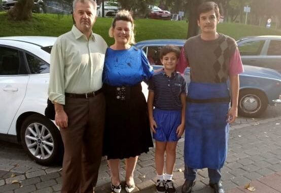 BURSA BULBULU FILMI OZGE SAYUK MURAT SAYUK BIROL SAYUK BURAK SAYUK BURSA BULBULU FILMI OZGE SAYUK MURAT SAYUK BIROL SAYUK BURAK SAYUK