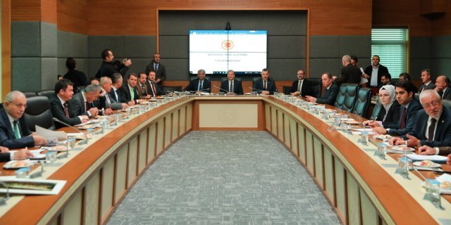 TBMM BAYINDIRLIK KOMiSYONU ULUDAG ALAN BASKANLIGI YASA TEKLiFi GORUSMESi TBMM BAYINDIRLIK KOMiSYONU ULUDAG ALAN BASKANLIGI YASA TEKLiFi GORUSMESi