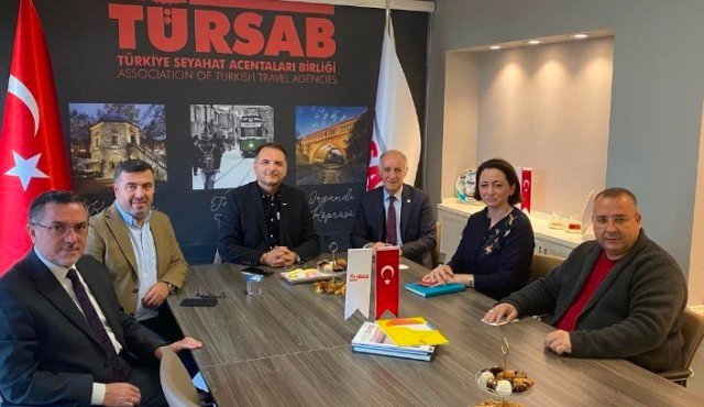 TURSAB VE TARiHi HANLAR VE CARSILAR FEDERASYONU TOPLANTISI TURSAB VE TARiHi HANLAR VE CARSILAR FEDERASYONU TOPLANTISI