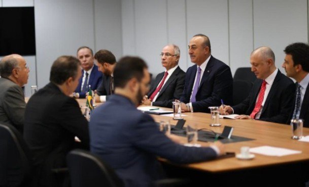 EFKAN ALA VE MEVLUT CAVUSOGLU BREZILYA DISISLERI BAKANI GORUSMESI EFKAN ALA VE MEVLUT CAVUSOGLU BREZILYA DISISLERI BAKANI GORUSMESI