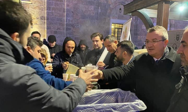 PAZAR SABAH NAMAZI SONRASI ULUCAMIDE CORBA GELENEGi DiNCER AKYEL YORUK TURKMEN DERNEKLERi GENEL BASKANI PAZAR SABAH NAMAZI SONRASI ULUCAMIDE CORBA GELENEGi DiNCER AKYEL YORUK TURKMEN DERNEKLERi GENEL BASKANI