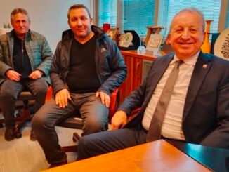 CHP MiLLETVEKiLi ADAY ADAYI CEVAT ASA RAMASAN KESTANE BURHAN GULSEVDi