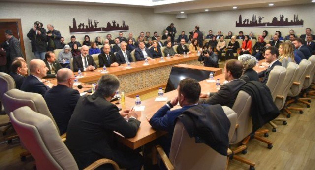 DAG YOLU VE DOGANCI TUNELi iLE KAPIKAYA TUNELi GORUSMELERi ULASTIRMA BAKANI ADiL KARAiSMAiLOGLU BURSA PROGRAMI DAG YOLU VE DOGANCI TUNELi iLE KAPIKAYA TUNELi GORUSMELERi ULASTIRMA BAKANI ADiL KARAiSMAiLOGLU BURSA PROGRAMI