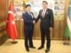 CEM KURSAT HASANOGLU VE OZBEKISTAN BUYUKELCISI HALKLARIN KARDESLIGI NISANI