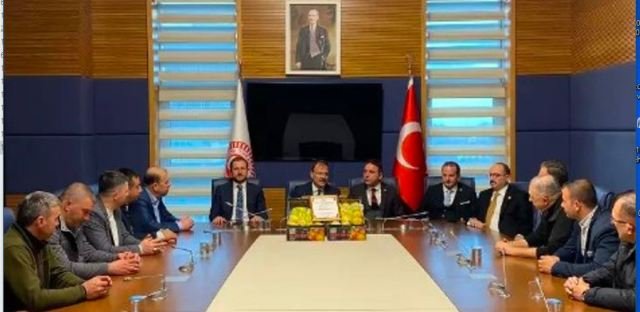 GURSU ZiRAAT ODASI BASKANI KAMiL DONMEZ COGRAFi iSYARET TESCiLi ALINAN SANTA MARiA ARMUDU VE AK PARTi BURSA MiLLETVEKiLLERi GURSU ZiRAAT ODASI BASKANI KAMiL DONMEZ COGRAFi iSYARET TESCiLi ALINAN SANTA MARiA ARMUDU VE AK PARTi BURSA MiLLETVEKiLLERi