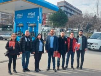 NiLUFERDE AKARYAKIT iSTASYONLARINA ZAFER PARTiSi ZiYARETi