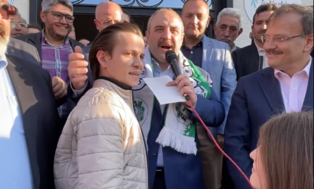 TOGG DÜĞÜN ARABASI MUSTAFA VARANK HAKAN ÇAVUŞOĞLU TOGG DÜĞÜN ARABASI MUSTAFA VARANK HAKAN ÇAVUŞOĞLU