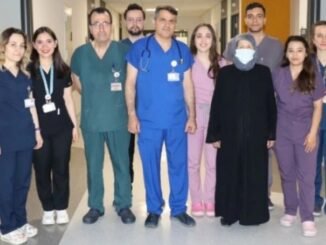 BURSA ŞEHiR HASTANESi HiBRiT KALP AMELiYATINI KALP DAMAR CERRAHI DOÇ DR NAiL KAHRAMAN YAPTI