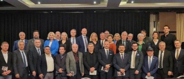 BURSA'DAKi ÖZEL OKULLARLA TOPLANRTISI iYi PARTi ADAYI SEViNÇ ATABAY BURSA'DAKi ÖZEL OKULLARLA TOPLANRTISI iYi PARTi ADAYI SEViNÇ ATABAY