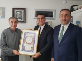 SABAHATTiN GAZiOĞLU OSMANGAZi BELEDiYLE BAŞKANI MUSTAFA DÜNDAR AK PARTi OSMANGAZi iLÇE BAŞKANI UFUK ÇÖMEZ