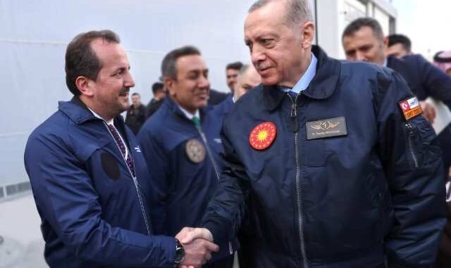 AK PARTi BURSA MiLLETVEKiLi REFiK ÖZEN VE CUMHURBAŞKANI RECEP TAYYiP ERDOĞAN (Case Conflict) AK PARTi BURSA MiLLETVEKiLi REFiK ÖZEN VE CUMHURBAŞKANI RECEP TAYYiP ERDOĞAN (Case Conflict)