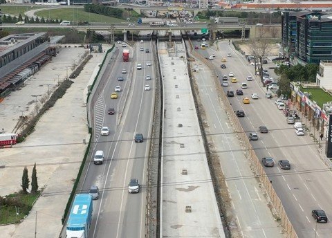 EMEK GEÇİT İSTASYONLARI ARASI ÇALIŞMA BİTMEDİ ŞEHİR HASTANESİ METROSU EMEK GEÇİT İSTASYONLARI ARASI ÇALIŞMA BİTMEDİ ŞEHİR HASTANESİ METROSU